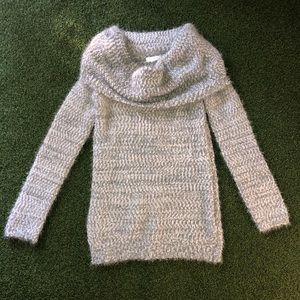 Lauren Conrad Gray Sweater 🐭